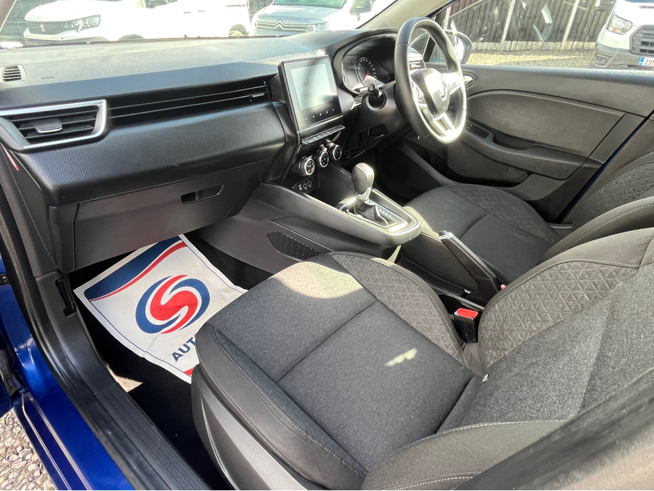 2023 Renault Clio 1L Petrol For Sale Images