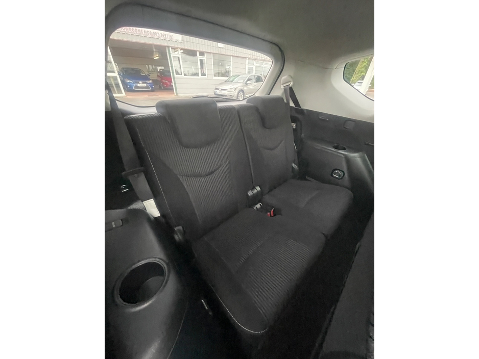 2016 Toyota Prius Alpha 1.8L Petrol Hybrid For Sale Images