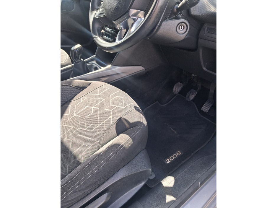 Peugeot 2008 ACTIVE 1.2 PURETECH 82 6. 6.2 4DR — thumbnail 10