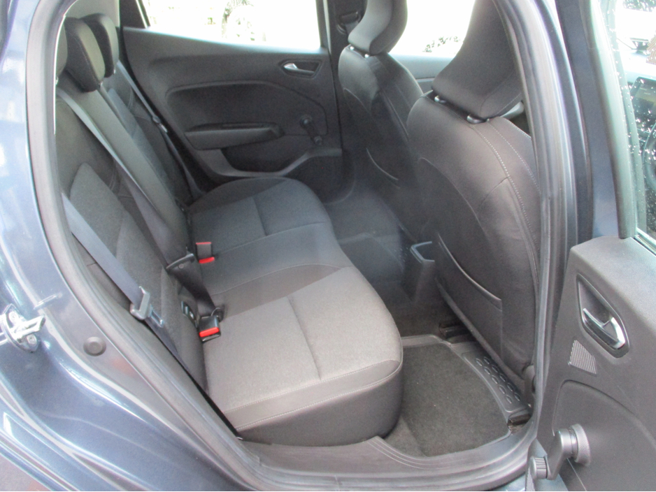 2022 Renault Clio 1L Petrol For Sale Images