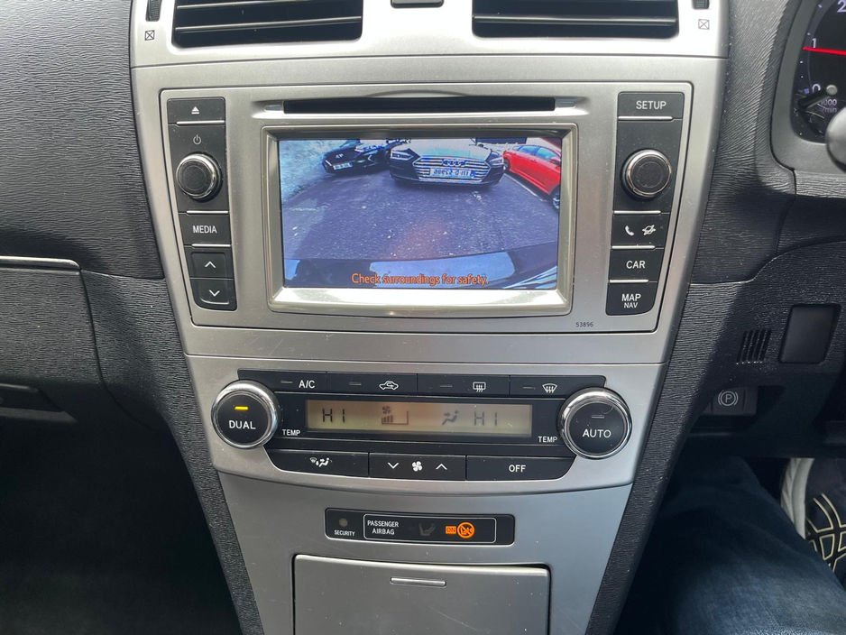 2013 Toyota Avensis 2L Diesel For Sale Images