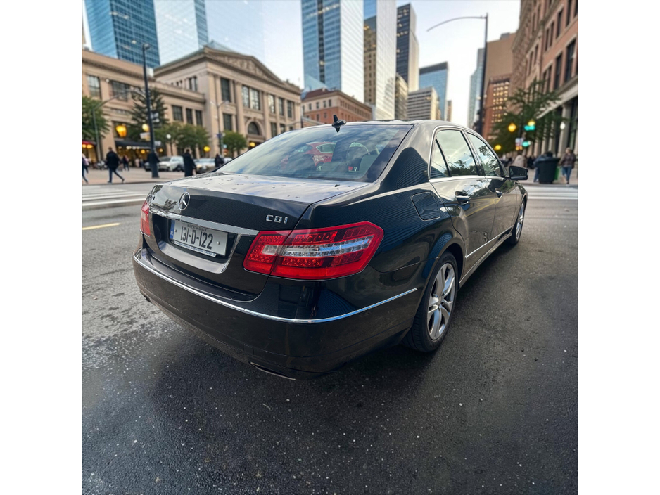 2013 Mercedes-Benz E Class 2.1L Diesel For Sale Images