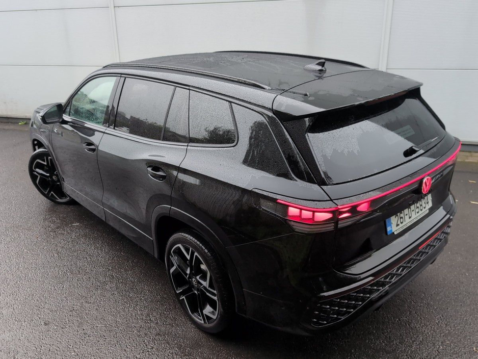 2026 Volkswagen Tayron 1.5L Petrol Plug-in Hybrid For Sale Images