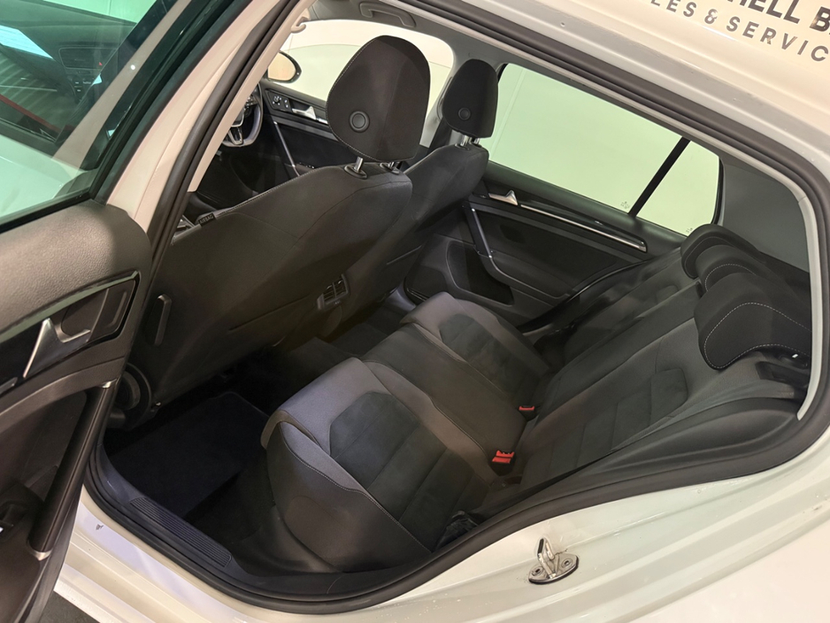 2020 Volkswagen Golf 2L Diesel For Sale Images