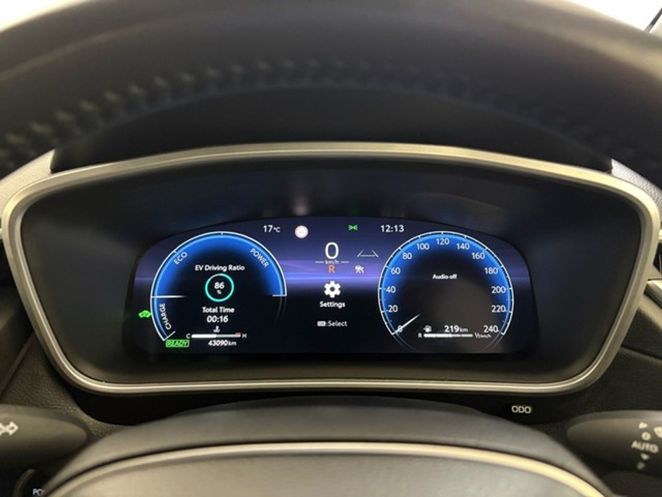 Toyota Corolla Cross Sport Hybrid — thumbnail 13