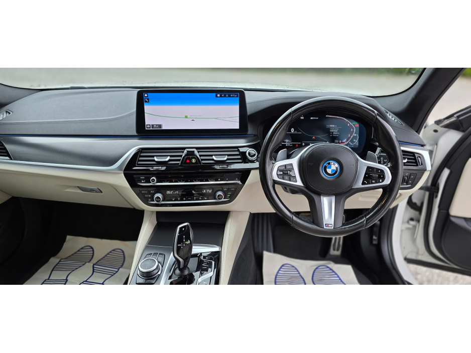 2022 BMW 5 Series 2L Petrol Plug-in Hybrid For Sale Images