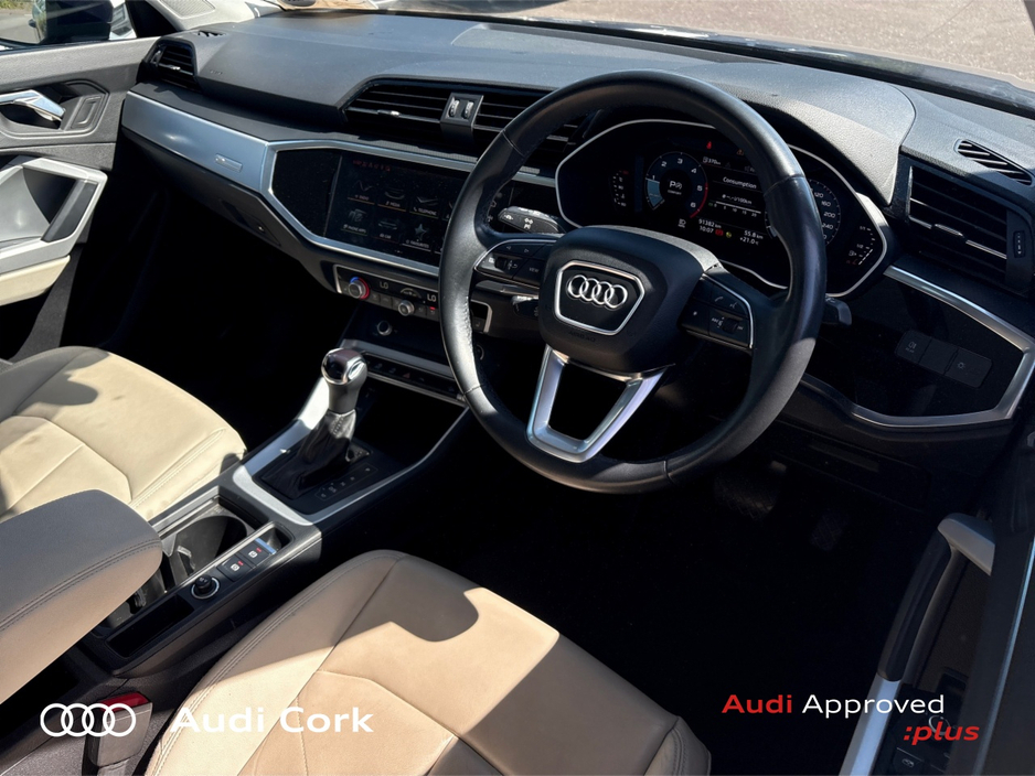 Audi Q3 2.0 35TDI 150BHP SE AUTOMATIC WITH COMFORT PACK, HIGH BEAM ASSIST & AMBIENT LIGHTING — thumbnail 14