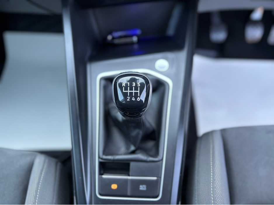 2021 Volkswagen Golf 2.0L Diesel For Sale Images