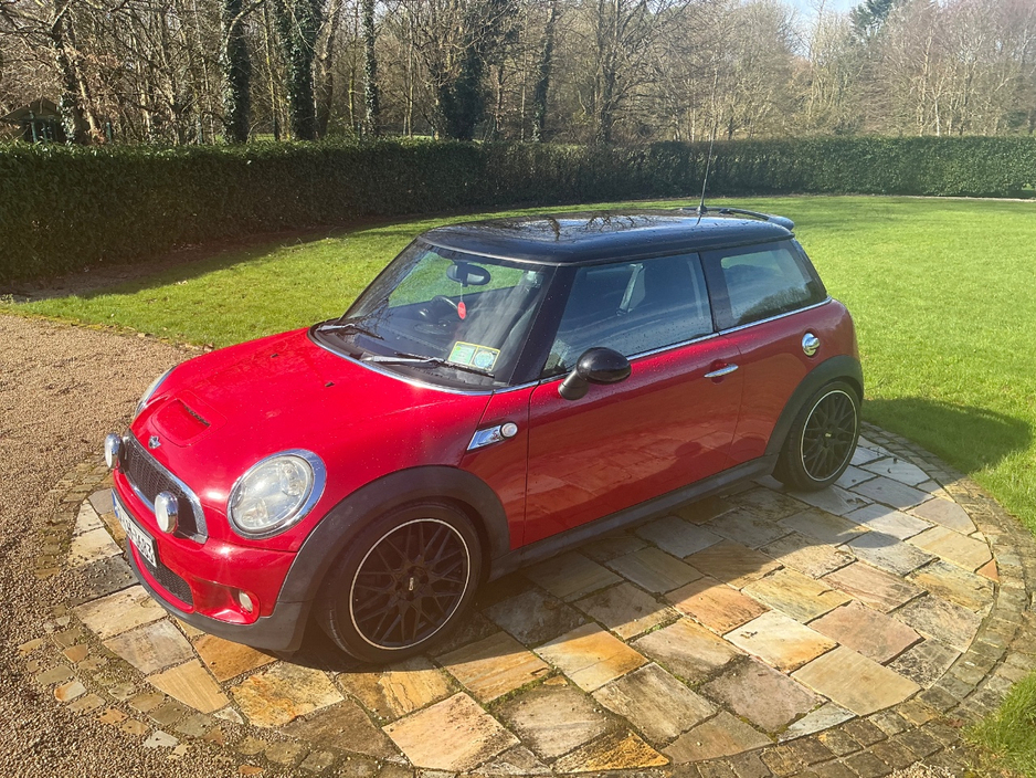 MINI Hatch R56 1.6 MF72 COOPER S