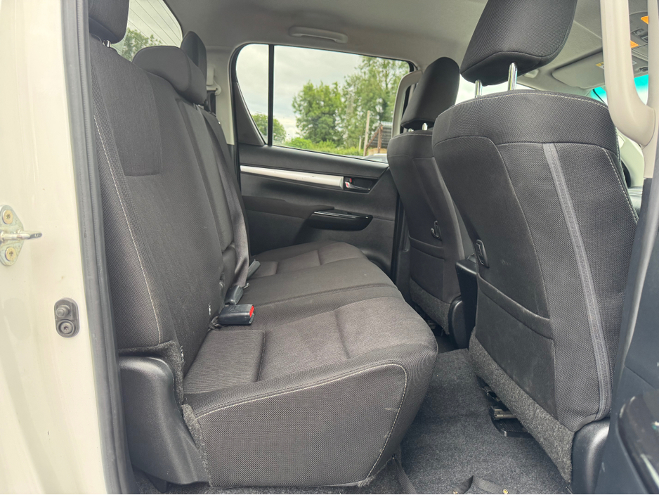 2022 Toyota Hilux 2.8L Diesel For Sale Images