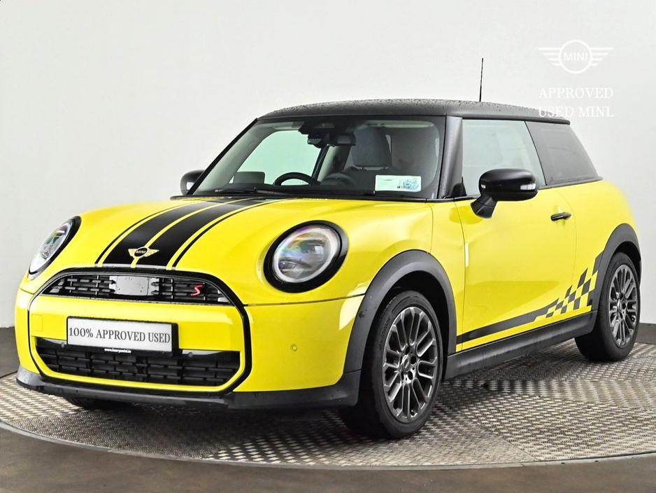 2025 MINI Hatch 2L Petrol For Sale Images