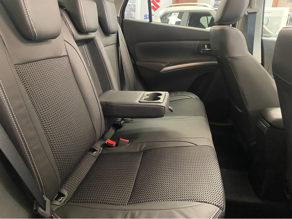 2025 Suzuki SX4 S-Cross 1.4L Petrol Hybrid For Sale Images