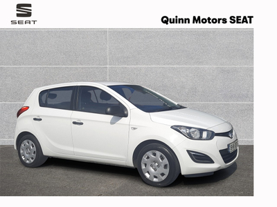 HYUNDAI i20 2015