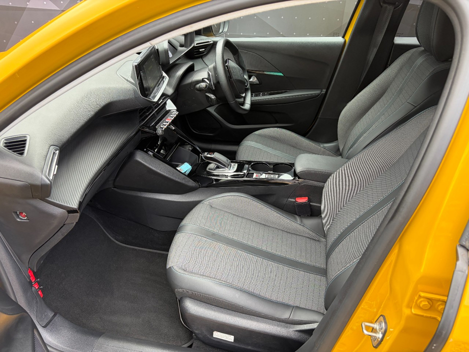 2021 Peugeot 208 1.2L Petrol For Sale Images