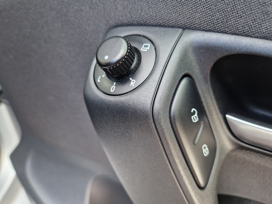 2013 Volkswagen Polo 1.2L Petrol For Sale Images