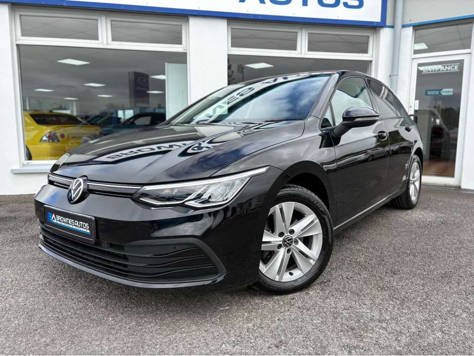 2023 Volkswagen Golf 1L Petrol For Sale Images