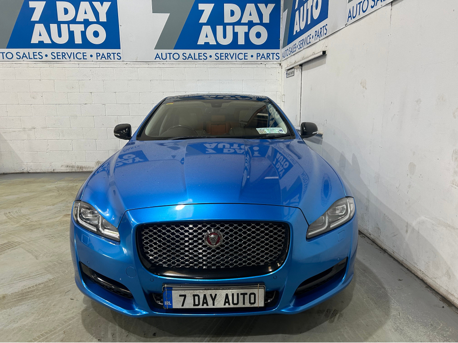 2016 Jaguar XJ 3L Diesel For Sale Images