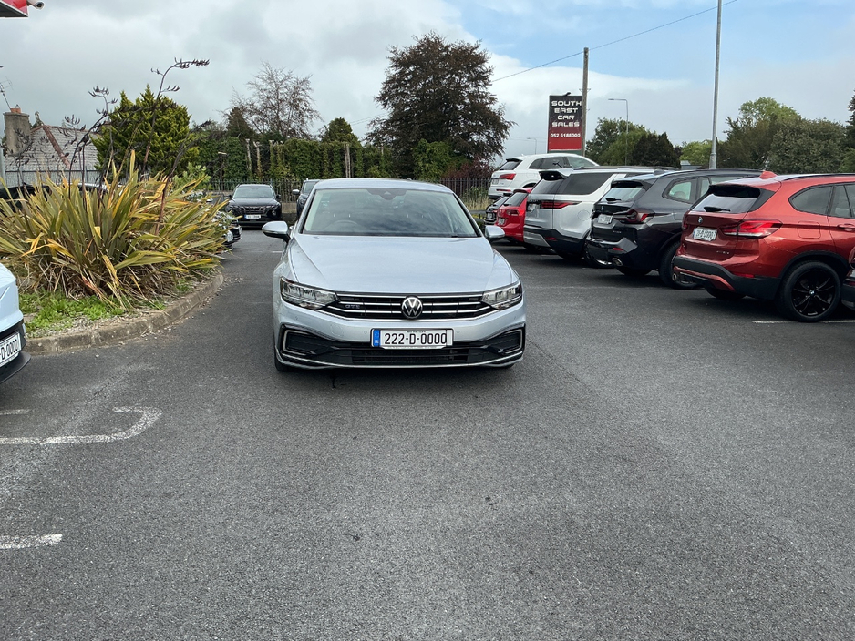 2022 Volkswagen Passat 1.4L Hybrid For Sale Images