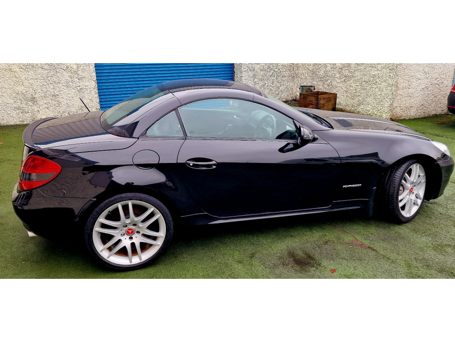 2010 Mercedes-Benz SLK Class 1.8L Petrol For Sale Images
