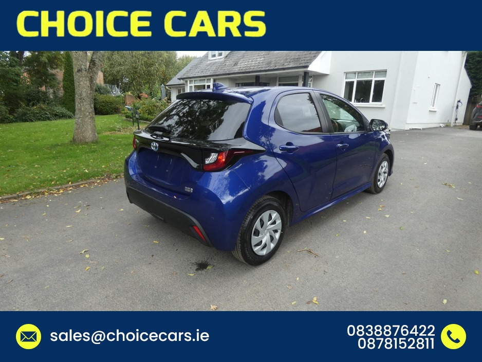 2022 Toyota Yaris 1.5L Hybrid For Sale Images