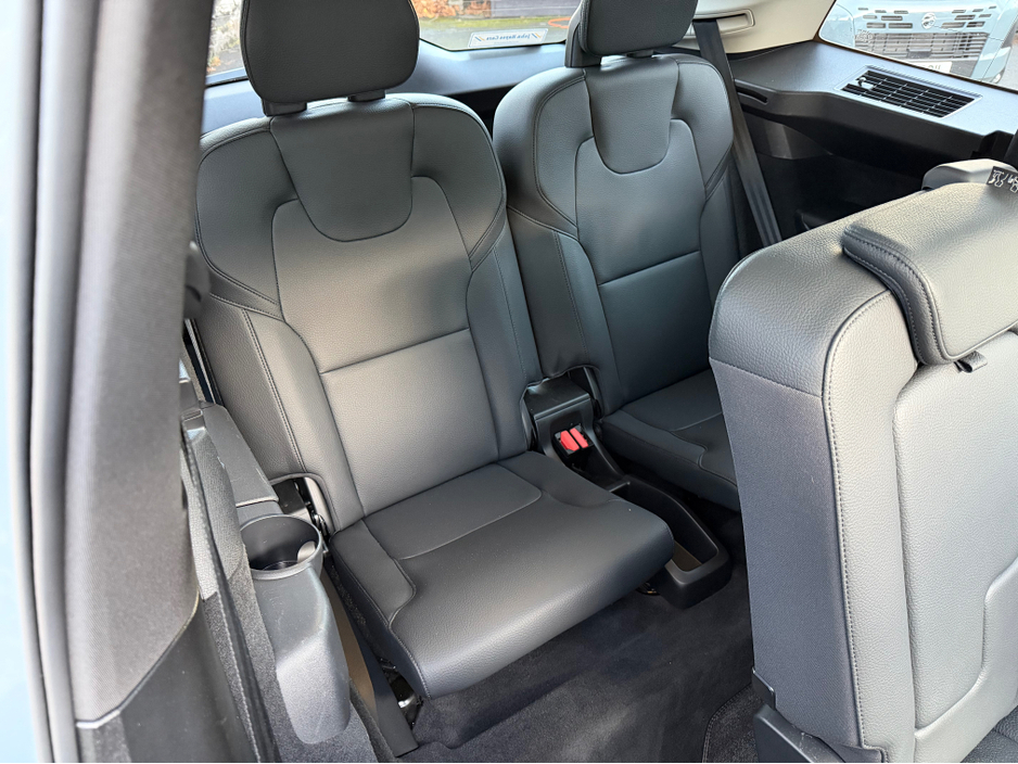 2023 Volvo XC90 2L Petrol Plug-in Hybrid For Sale Images