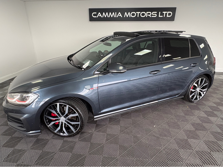 2019 Volkswagen Golf 2L Petrol For Sale Images