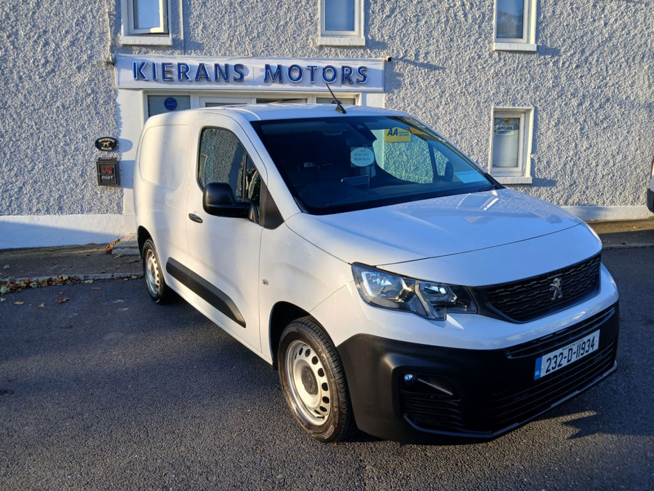 2023 Peugeot Partner 1.5L Diesel For Sale Images