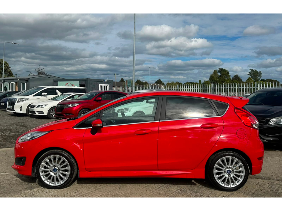 Ford Fiesta 1.0L EcoBoost Petrol Automatic - Low mileage (2130) — thumbnail 8