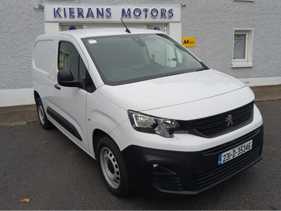 2023 Peugeot Partner 1.5L Diesel For Sale Images