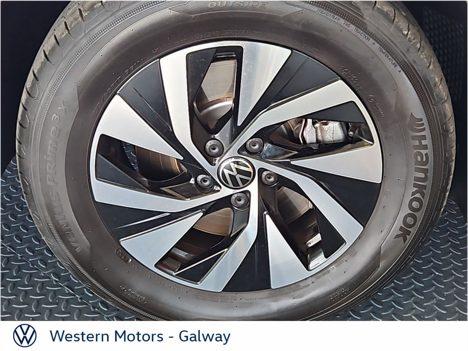Volkswagen Tiguan Edition 75 PHEV 204HP DSG, Panoramic Roof, Heated Seats, Keyless Entry,Sat Nav,App Connect,Elec Bootlid + much more — thumbnail 8