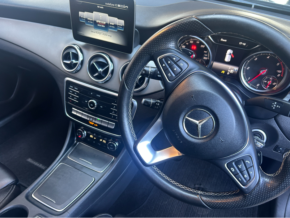 2018 Mercedes-Benz GLA Class 2.1L Diesel For Sale Images