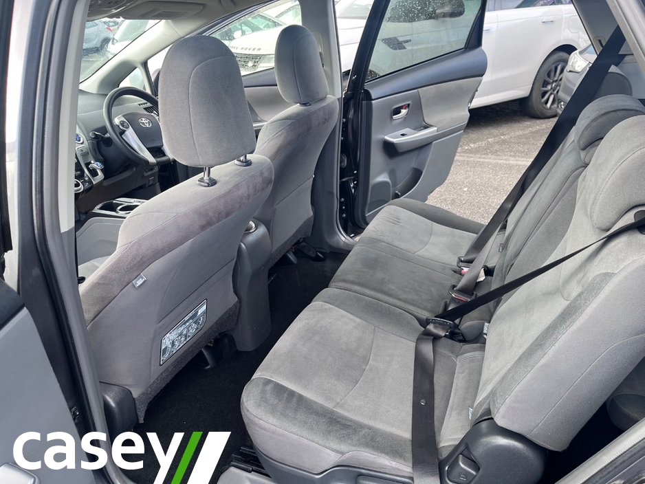 2014 Toyota Prius 1.8L Petrol Hybrid For Sale Images