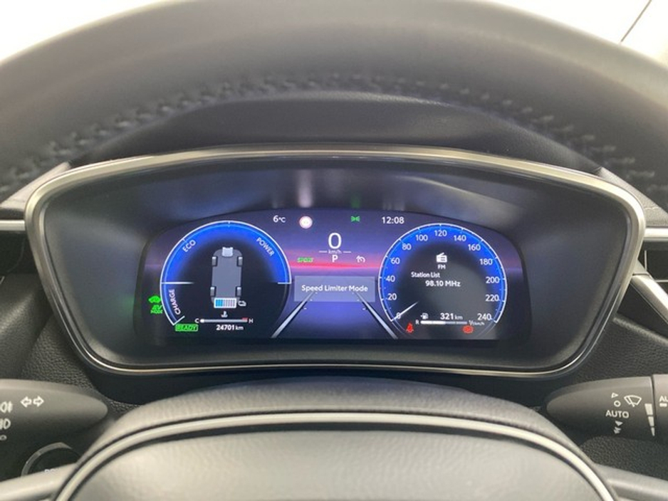 Toyota Corolla Sol Hybrid Saloon — thumbnail 13