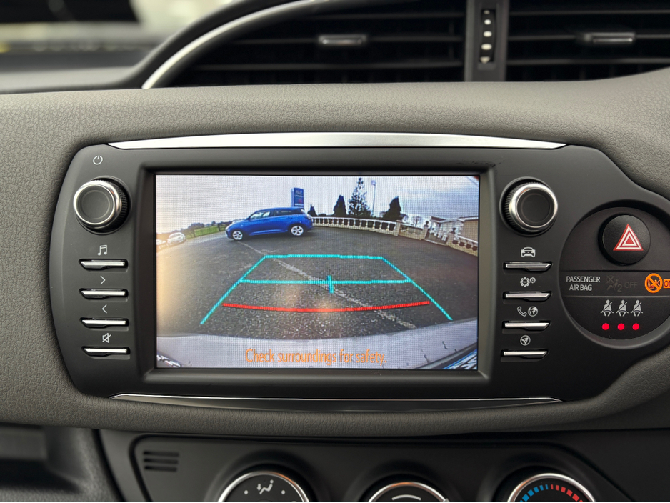 2017 Toyota Yaris 1L Petrol For Sale Images