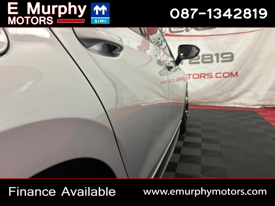 2022 Volkswagen Golf 2L Diesel For Sale Images