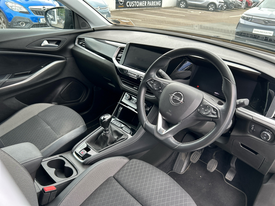 2022 Opel Grandland 1.2L Petrol For Sale Images