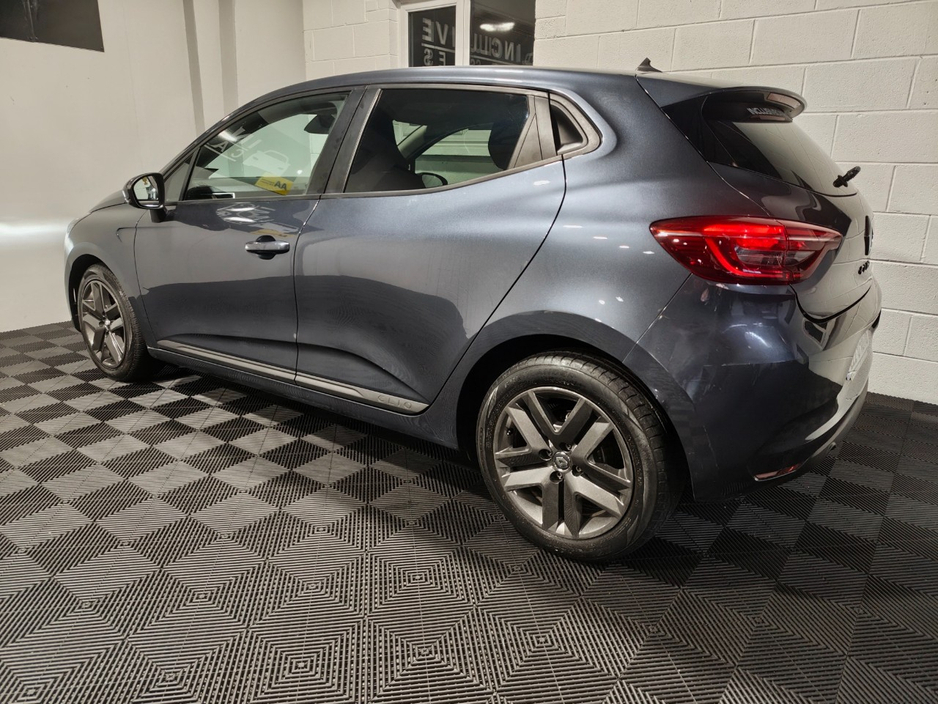 2022 Renault Clio 1L Petrol For Sale Images