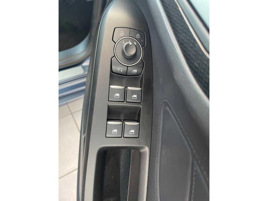 2025 Ford Focus 1L Petrol Hybrid For Sale Images