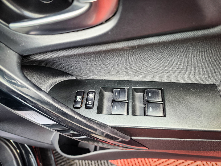 2018 Toyota Auris 1.8L Petrol Hybrid For Sale Images