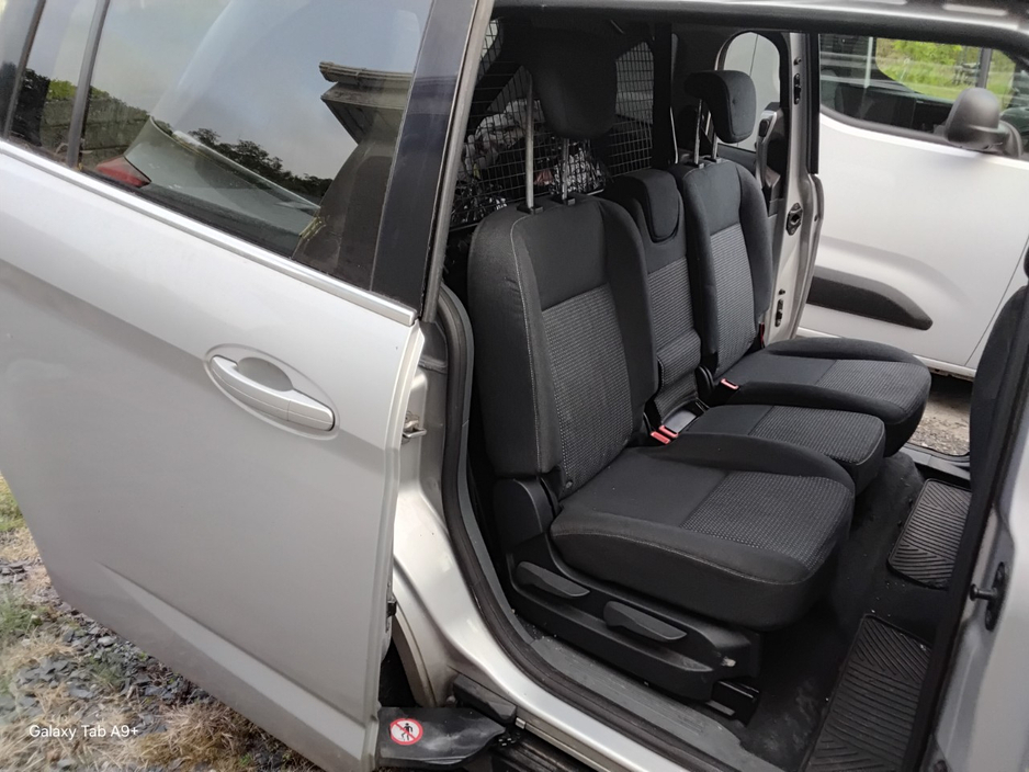 Ford Grand C-Max ACTIVE 1.6 TDCI 95PS 5DR — thumbnail 2