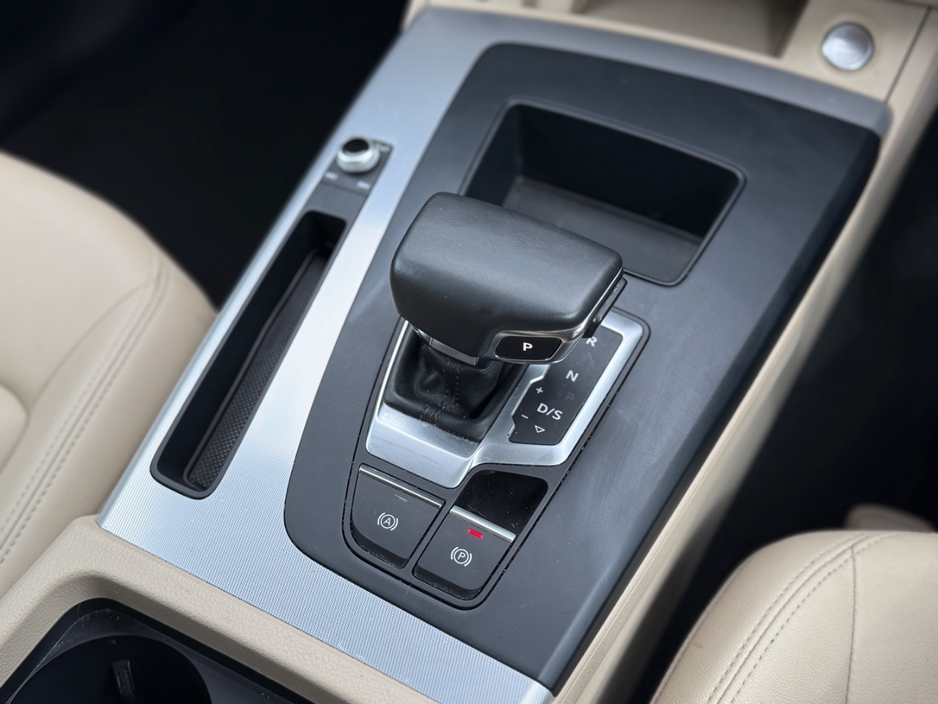 2023 Audi Q5 2L Diesel For Sale Images