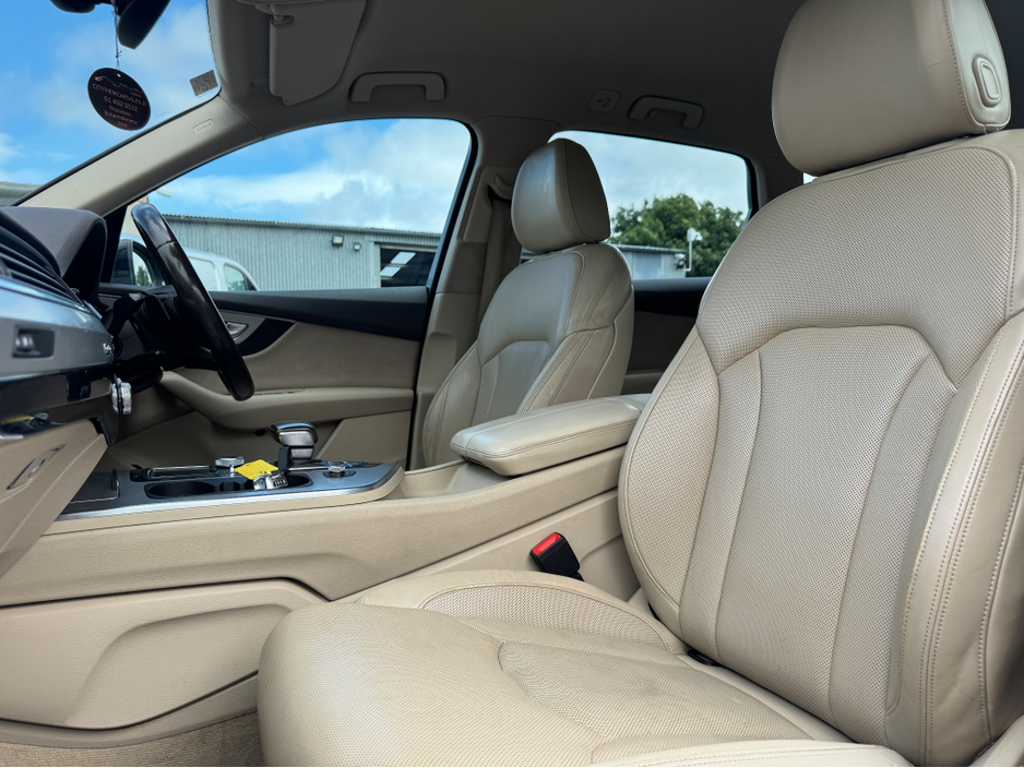 2017 Audi Q7 3L Diesel For Sale Images