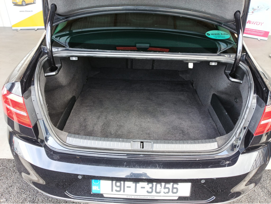 2019 Volkswagen Passat 2L Diesel For Sale Images