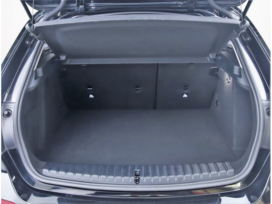 BMW 1 Series 118I SE SPORT *HALF LEATHER SPORT SEATS* — thumbnail 25