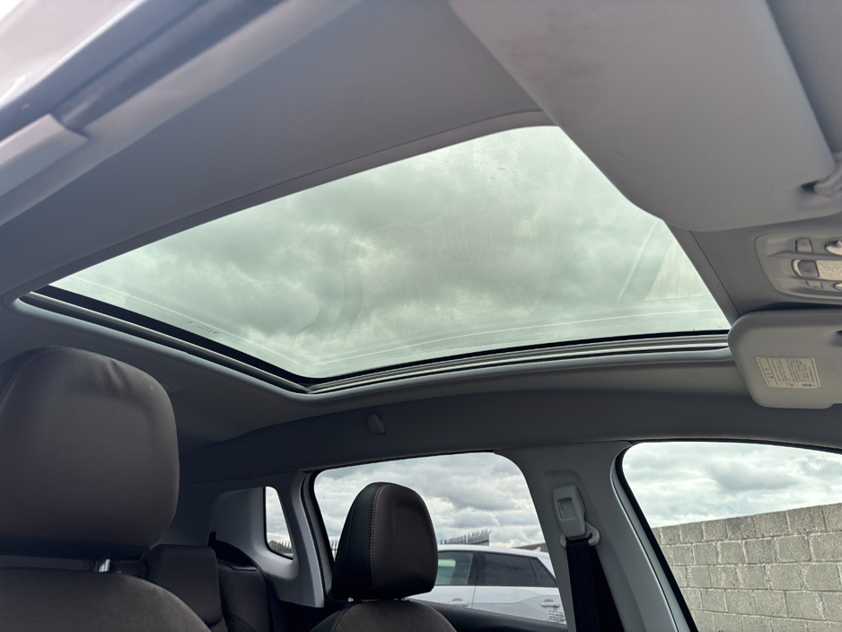 2014 Peugeot 2008 1.2L Petrol For Sale Images