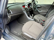 2014 Opel Astra 1.7L Diesel For Sale Images