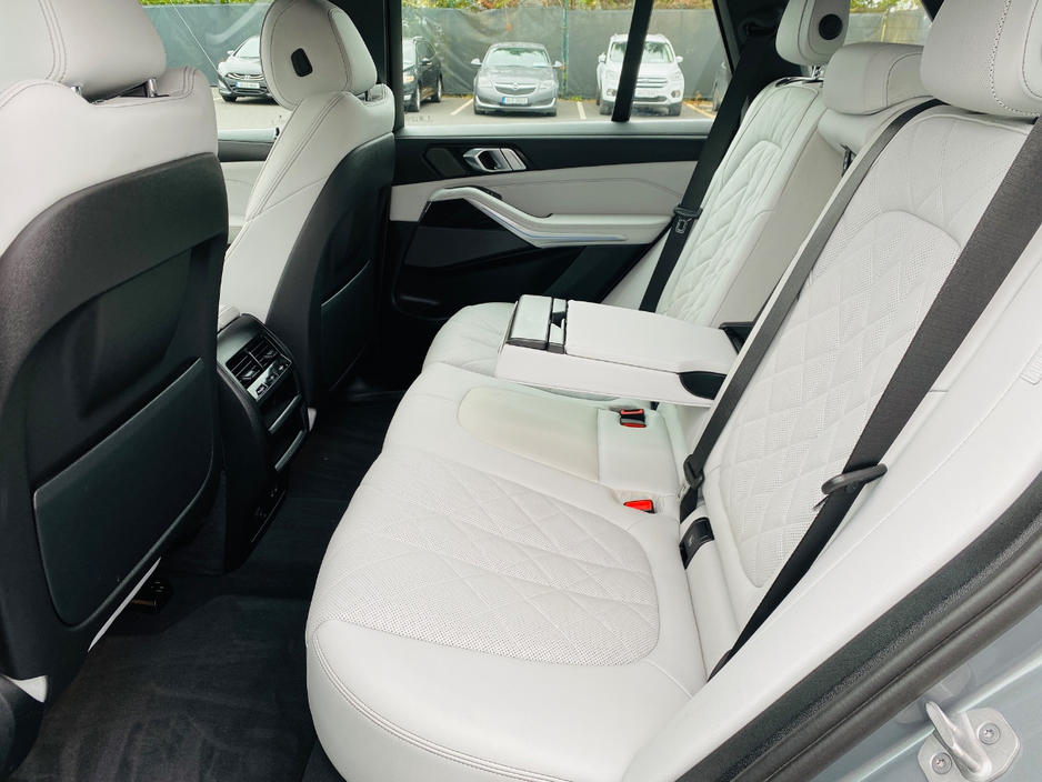 2025 BMW X5 3L Petrol Plug-in Hybrid For Sale Images