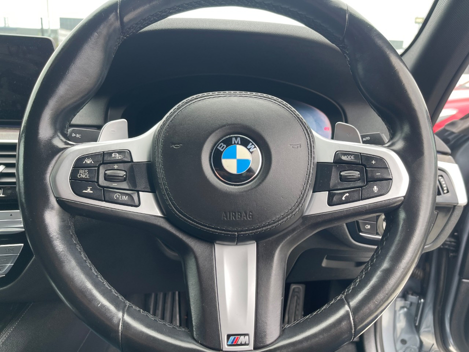 2020 BMW 5 Series 2L Petrol Plug-in Hybrid For Sale Images
