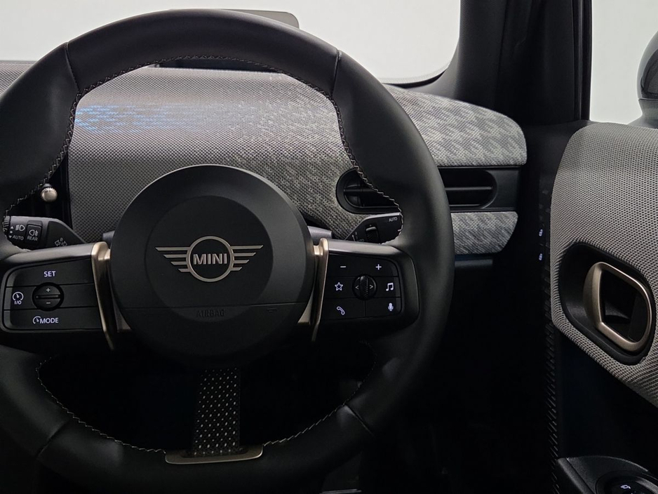 2025 MINI Hatch 1.5L Petrol For Sale Images