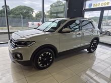 Volkswagen T-Cross Active 1.0 TSI AUTO